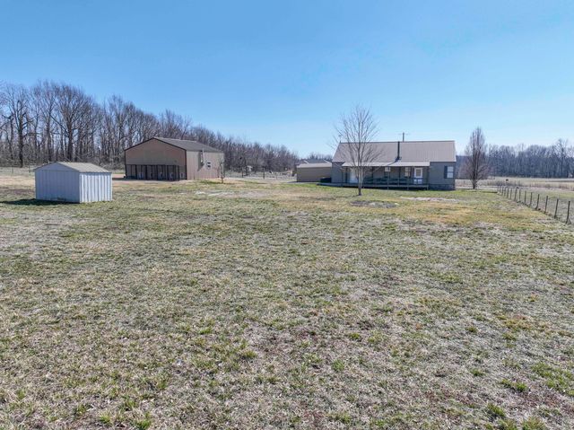 580 S Farm Road 89, Springfield, MO 65802
