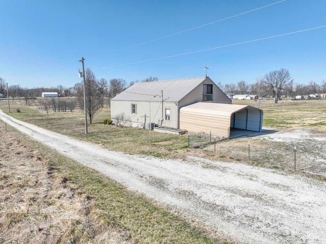 580 S Farm Road 89, Springfield, MO 65802