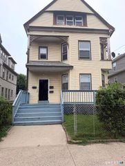 461 Howard Avenue 2, New Haven, CT 06519