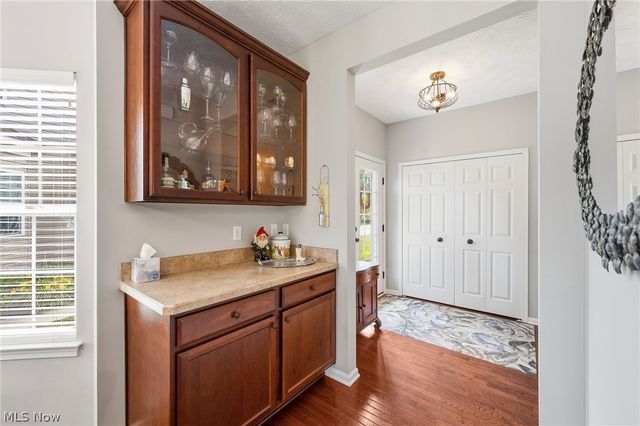 8329 Beaumont Drive, Mentor, OH 44060