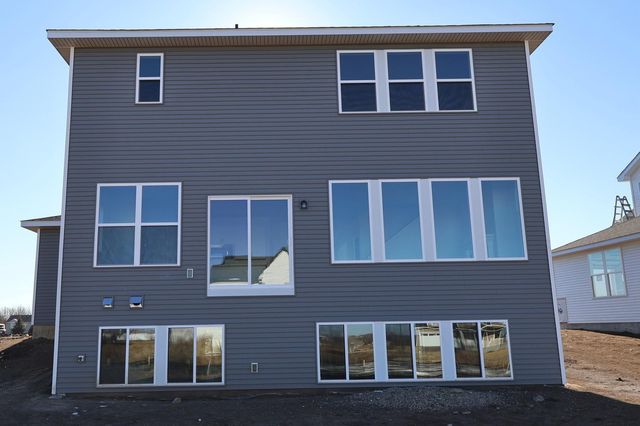 1691 Tyrone Drive, Shakopee, MN 55379