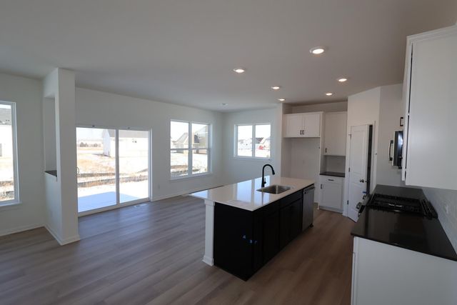 1691 Tyrone Drive, Shakopee, MN 55379