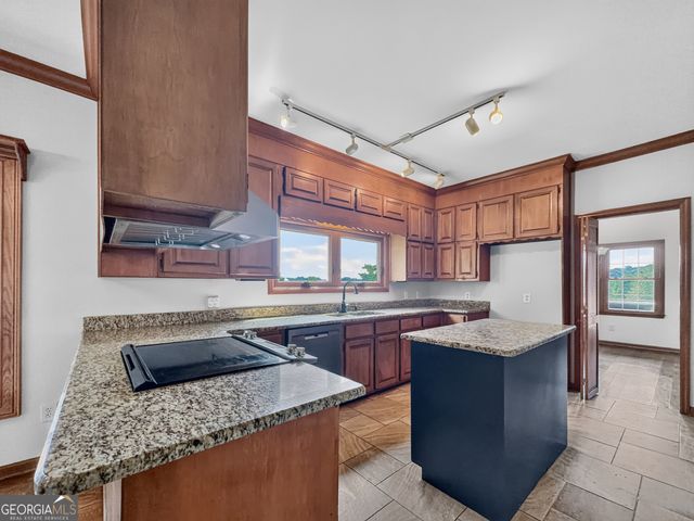 216 Welcome To Sargent Road, Newnan, GA 30263