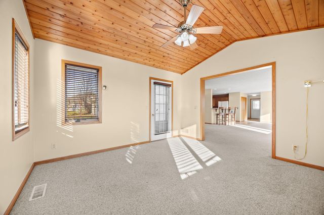 417 Circle View Drive, Dassel, MN 55325