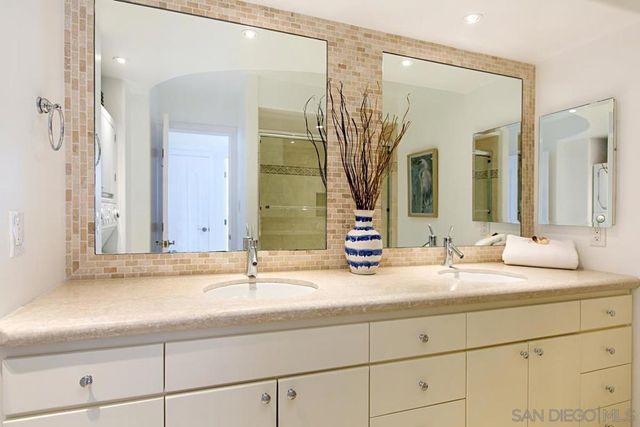 1760 Avenida Del Mundo 1109, Coronado, CA 92118