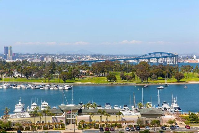 1760 Avenida Del Mundo 1109, Coronado, CA 92118