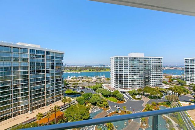 1760 Avenida Del Mundo 1109, Coronado, CA 92118