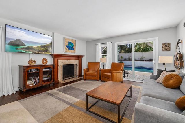 4903 Via Cinta, San Diego, CA 92122