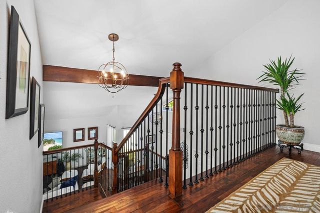 4903 Via Cinta, San Diego, CA 92122