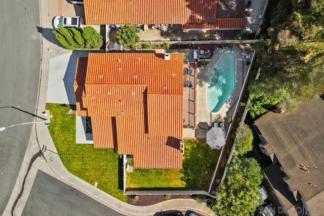 4903 Via Cinta, San Diego, CA 92122