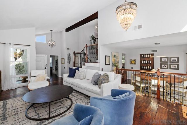 4903 Via Cinta, San Diego, CA 92122