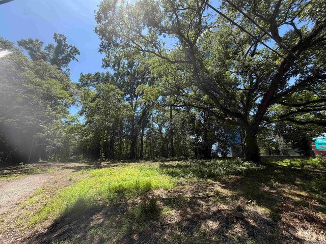 5454 Highland Rd, Baton Rouge, LA 70808