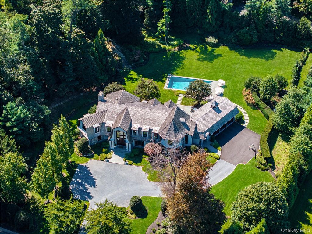 2 Hidden Pond Drive, Old Westbury, NY 11568 — photo 2