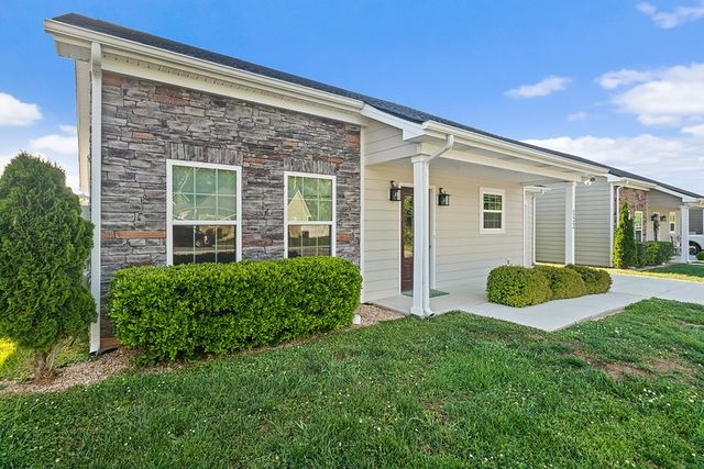122 Nichols Dr, Woodbury, TN 37190