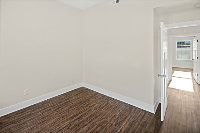 122 Nichols Dr, Woodbury, TN 37190