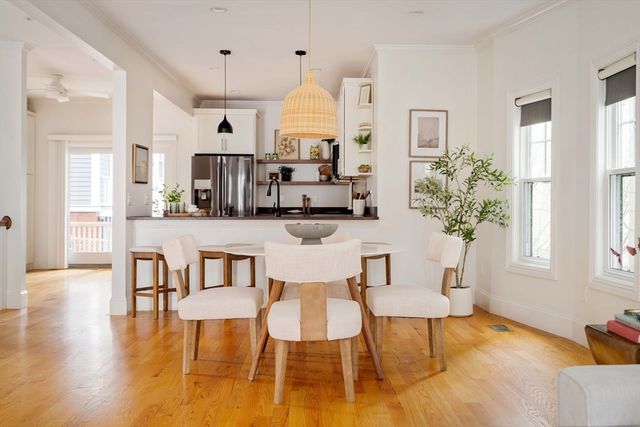 292 Summer St 1, Somerville, MA 02144