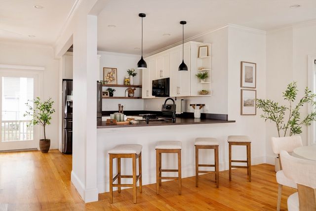 292 Summer St 1, Somerville, MA 02144