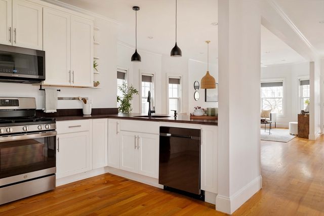 292 Summer St 1, Somerville, MA 02144