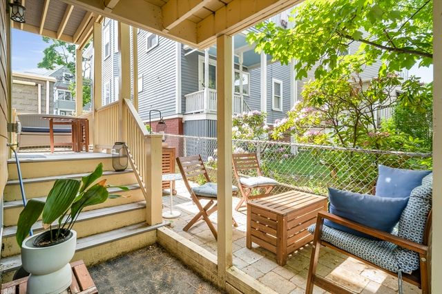 292 Summer St 1, Somerville, MA 02144