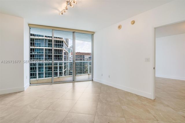 475 Brickell Ave 3811, Miami, FL 33131