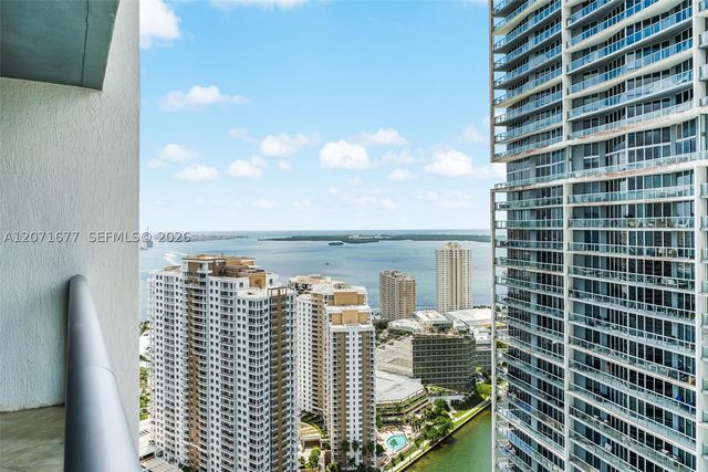 475 Brickell Ave 3811, Miami, FL 33131