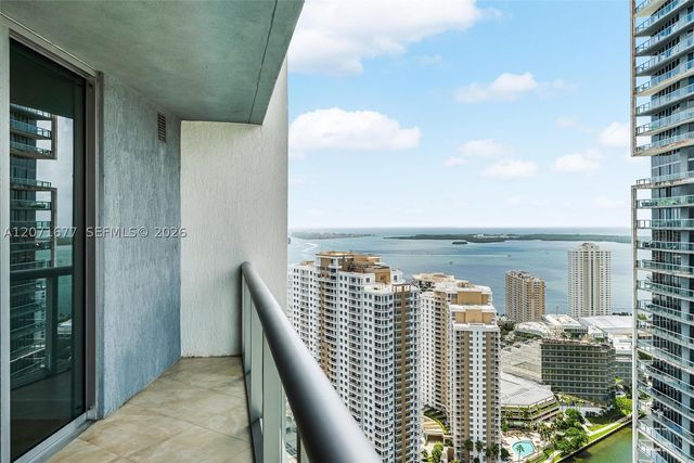 475 Brickell Ave 3811, Miami, FL 33131