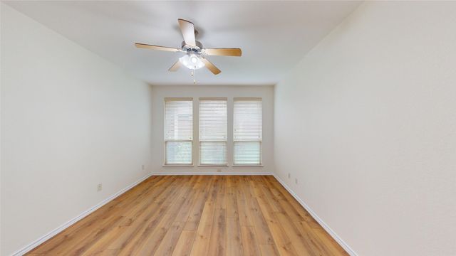 15817 Carlton Oaks Drive, Fort Worth, TX 76177