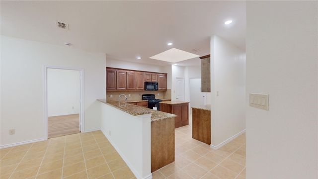 15817 Carlton Oaks Drive, Fort Worth, TX 76177