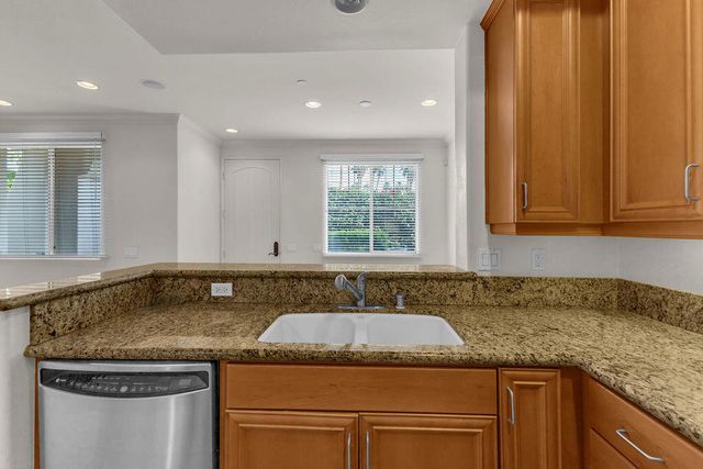 402 Calle Traditions, Palm Springs, CA 92262