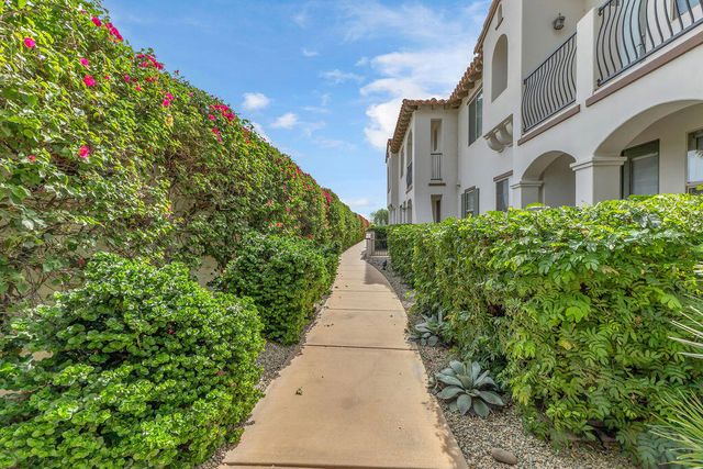 402 Calle Traditions, Palm Springs, CA 92262