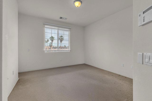 402 Calle Traditions, Palm Springs, CA 92262