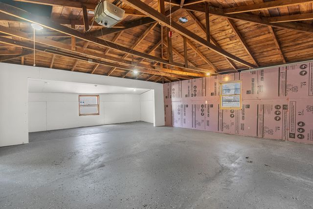 15808 Hendricks Street, Lowell, IN 46356