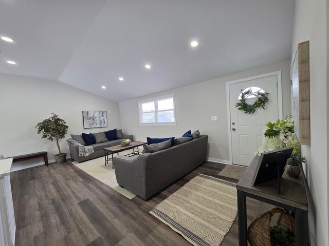 15808 Hendricks Street, Lowell, IN 46356