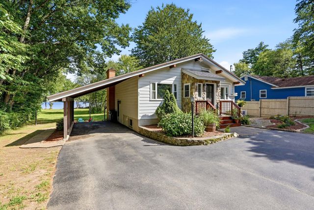 35 Cove Street, Goffstown, NH 03045