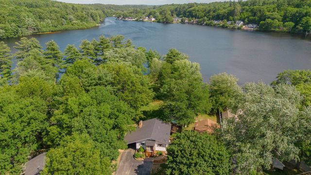 35 Cove Street, Goffstown, NH 03045