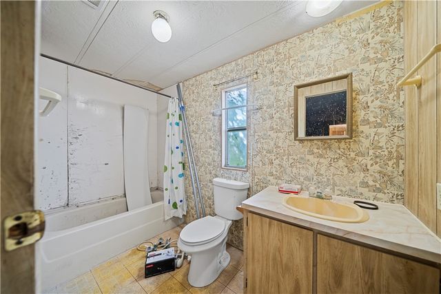 1592 E Valencia Road, Fort Mohave, AZ 86426