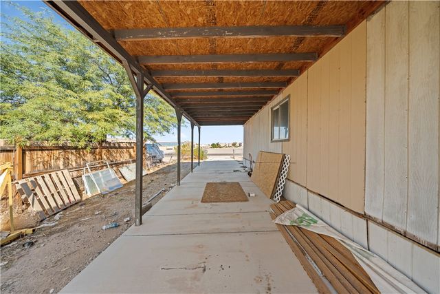 1592 E Valencia Road, Fort Mohave, AZ 86426