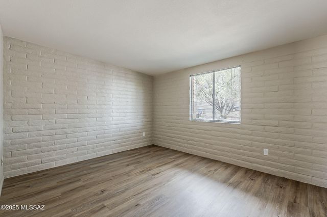 9849 E Victoria Lane, Tucson, AZ 85730