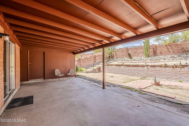 9849 E Victoria Lane, Tucson, AZ 85730