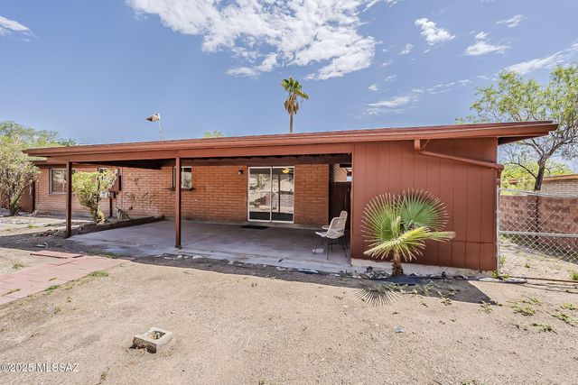 9849 E Victoria Lane, Tucson, AZ 85730