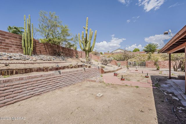 9849 E Victoria Lane, Tucson, AZ 85730
