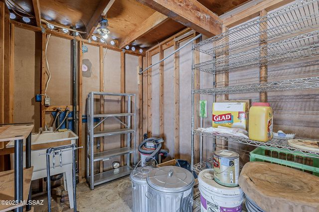 9849 E Victoria Lane, Tucson, AZ 85730