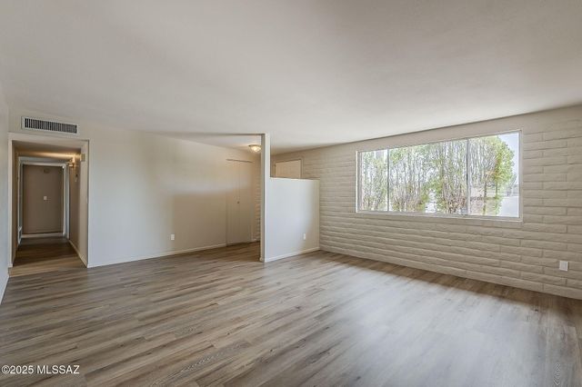 9849 E Victoria Lane, Tucson, AZ 85730