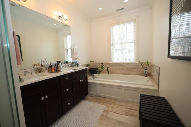7-9 Elliot Ter 7, Newton, MA 02464
