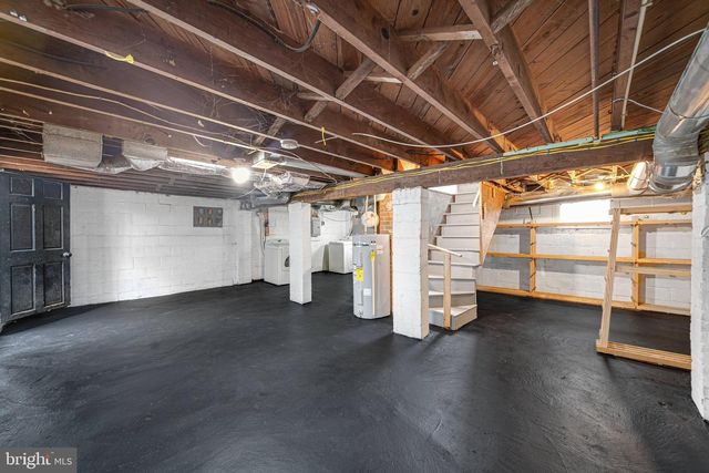 909 BEECHWOOD DR, Hagerstown, MD 21742