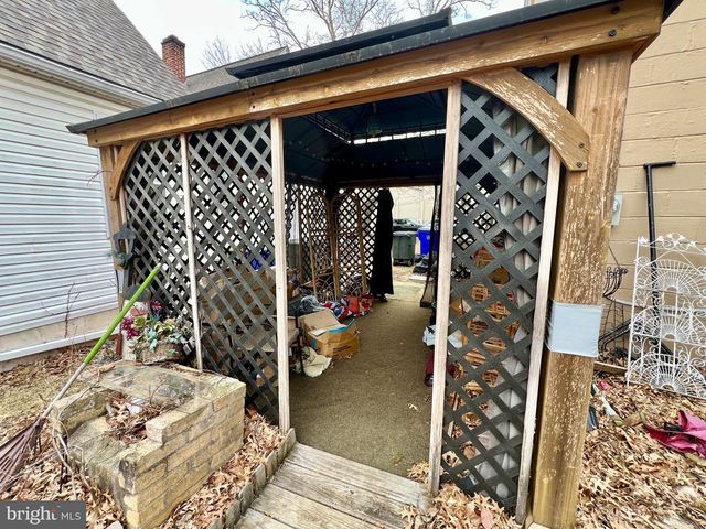 909 BEECHWOOD DR, Hagerstown, MD 21742