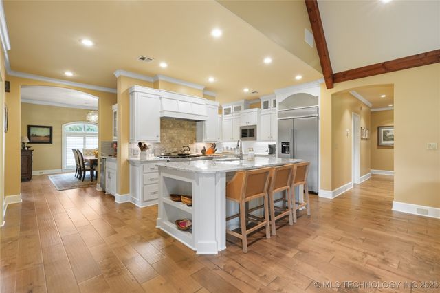 3821 Country Club Circle, Muskogee, OK 74403