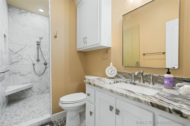 3821 Country Club Circle, Muskogee, OK 74403