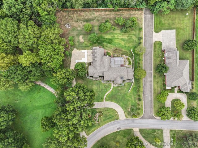 3821 Country Club Circle, Muskogee, OK 74403