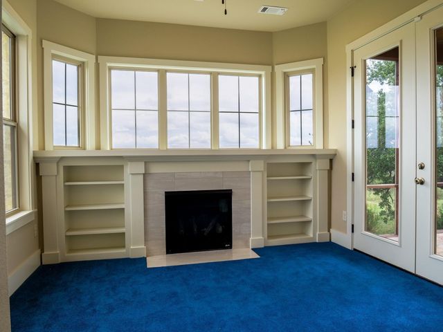 529 Vista Ridge Drive, Round Mountain, TX 78663